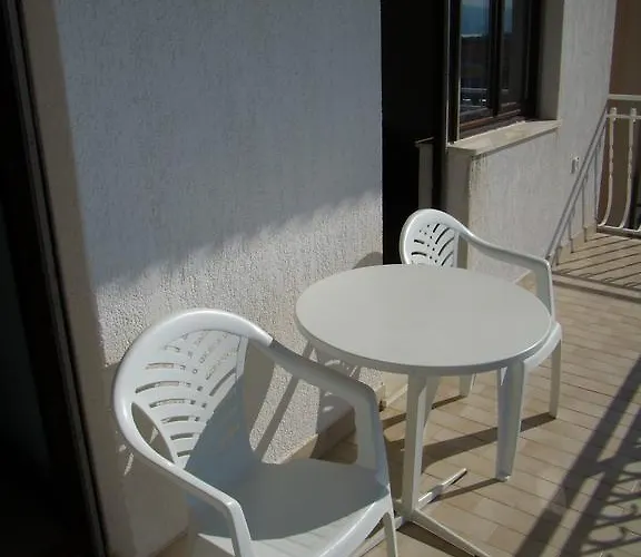 Marina Apartment *